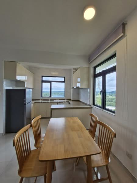 Apartment for Rent at Starview Bay @ Forest City - Eunice Yeow - Kitchen - PropertyGuru.com.my