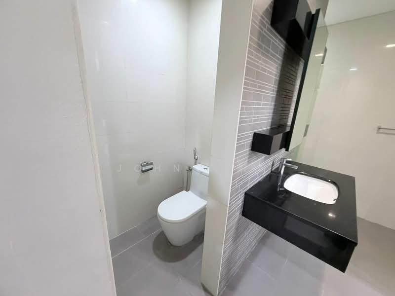 Kondominium untuk Disewa di Hampshire Residences - John King - Bathroom - PropertyGuru.com.my
