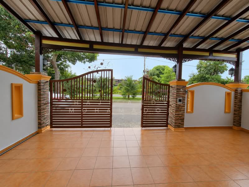 1-storey Terraced House for Sale in Taman Rinting (Masai) - Haji Andy Mohamadon - Exterior - PropertyGuru.com.my