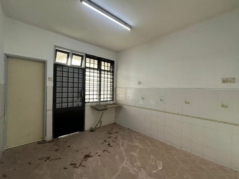 Rumah Teres 2 Tingkat untuk Dijual di Taman Desa Cemerlang (Ulu Tiram) - Iden Tan - Interior - PropertyGuru.com.my
