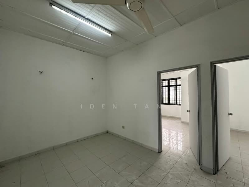 Rumah Teres 2 Tingkat untuk Dijual di Taman Desa Cemerlang (Ulu Tiram) - Iden Tan - Interior - PropertyGuru.com.my