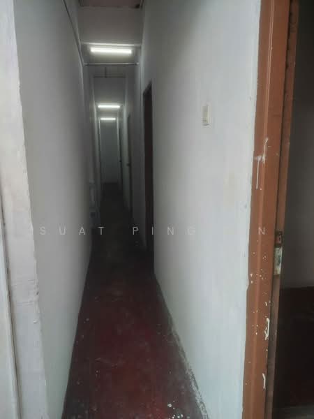 Kedai / Pejabat untuk Dijual di Kepong (Kuala Lumpur) - Suat Ping Tin - Corridor - PropertyGuru.com.my