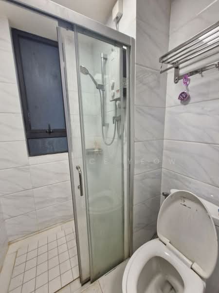 Apartment for Rent at Starview Bay @ Forest City - Eunice Yeow - Bathroom - PropertyGuru.com.my