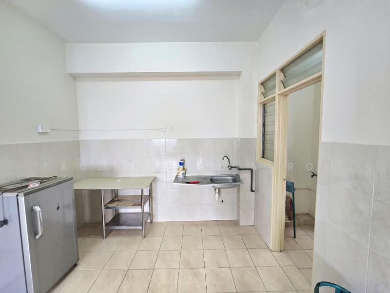 Kondominium untuk Dijual di Kondominium Kristal - Fauzan bin Sahrom - PropertyGuru.com.my