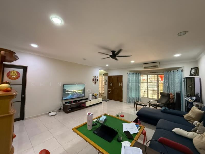 2-storey Terraced House for Sale in Cheras (Selangor) - Shin Yee Shereen Ong - Living Room - PropertyGuru.com.my