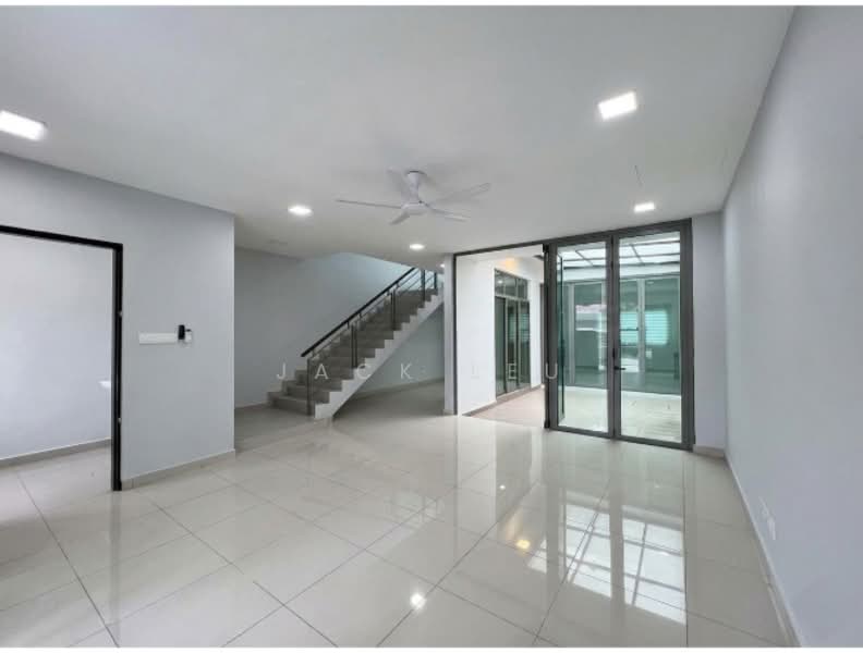 3-storey Terraced House for Sale in Laman Bayu (Bukit Jalil) - Jack Leu - Living Room - PropertyGuru.com.my