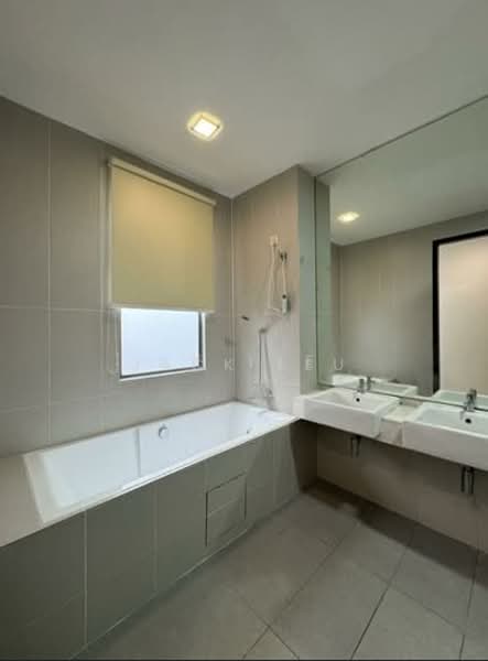 3-storey Terraced House for Sale in Laman Bayu (Bukit Jalil) - Jack Leu - Bathroom - PropertyGuru.com.my
