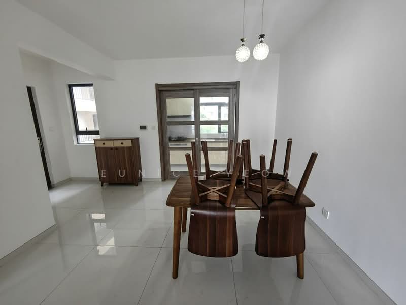 Apartment for Rent at Starview Bay @ Forest City - Eunice Yeow - Dining Room - PropertyGuru.com.my