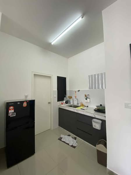 Servis Apartment untuk Disewa di MKH Boulevard II - TJ Yoo - Kitchen - PropertyGuru.com.my