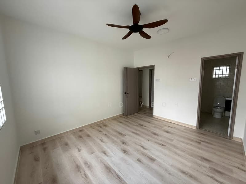 Kondominium untuk Dijual di Kristal Heights - Edward Yeoh - Bedroom - PropertyGuru.com.my