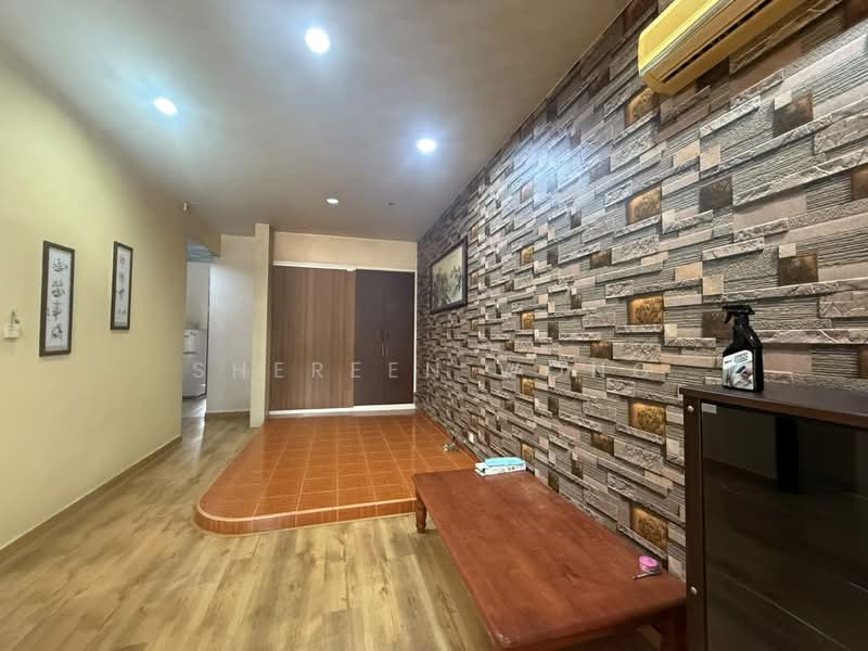 1-storey Terraced House for Rent in Taman Pelangi Indah (Ulu Tiram) - Shereen Wong - Living Room - PropertyGuru.com.my