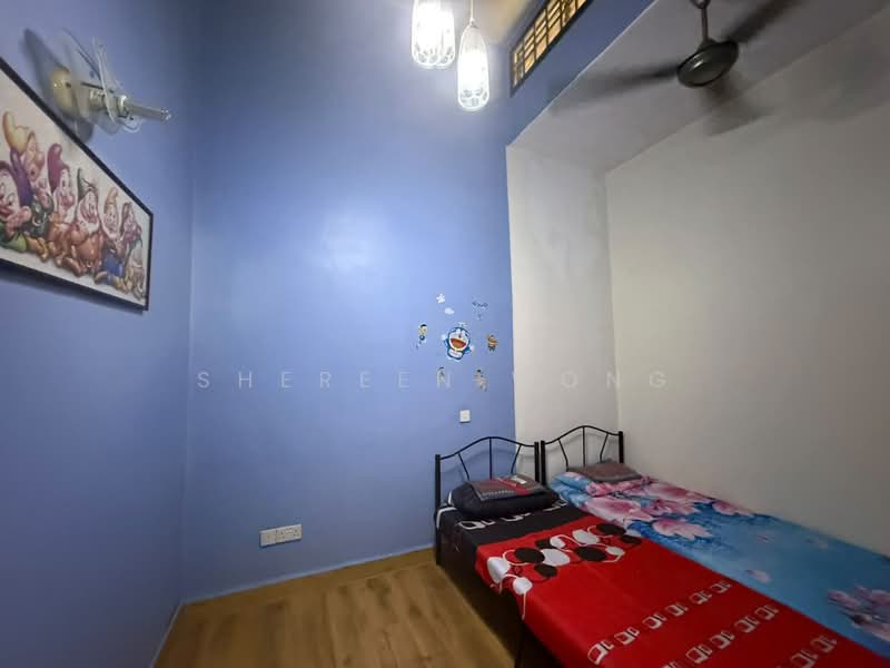 1-storey Terraced House for Rent in Taman Pelangi Indah (Ulu Tiram) - Shereen Wong - Bedroom - PropertyGuru.com.my