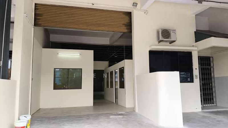 Terrace Factory for Sale in Taman Desa Cemerlang (Ulu Tiram) - Iden Tan - Exterior - PropertyGuru.com.my