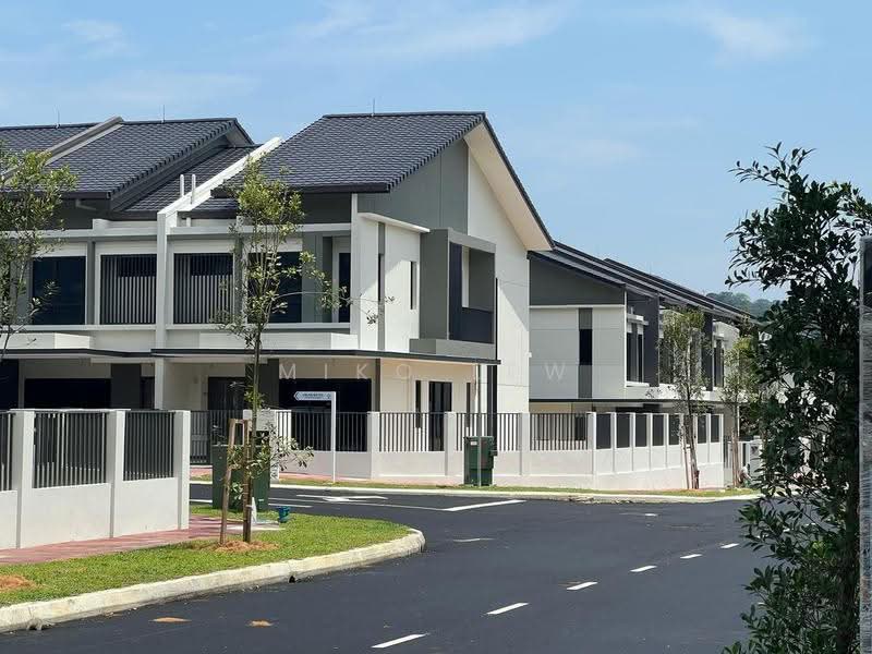 2-storey Terraced House for Rent in Bandar Kinrara Seksyen 8 (Bandar Kinrara) - Miko Lew - Exterior - PropertyGuru.com.my