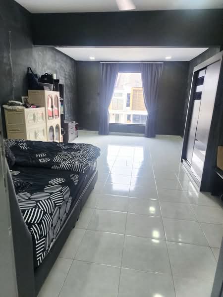 Rumah Teres 2 Tingkat untuk Dijual di Bandar Tiram (Ulu Tiram) - Karl Lim - Bedroom - PropertyGuru.com.my