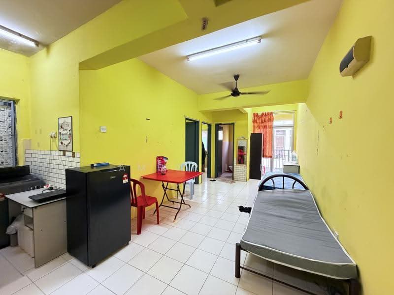 Flat for Rent at Taman Bahtera - Amber Lai - Living Room - PropertyGuru.com.my