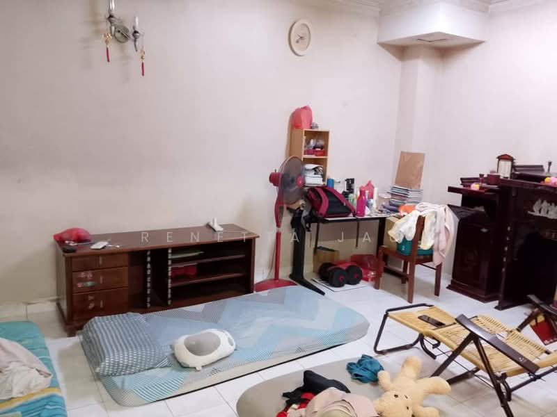 Rumah Berkembar untuk Dijual di Sungai Buloh (Selangor) - Renetta Jau - Living Room - PropertyGuru.com.my