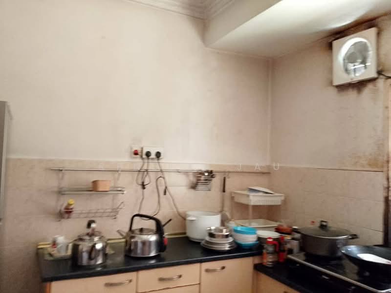 Rumah Berkembar untuk Dijual di Sungai Buloh (Selangor) - Renetta Jau - Kitchen - PropertyGuru.com.my