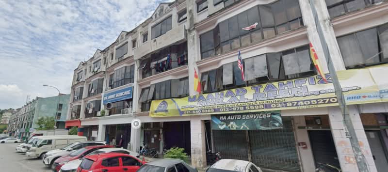 Shop for Sale in Taman Kajang Utama (Kajang) - Soon Sheng Law - Exterior - PropertyGuru.com.my