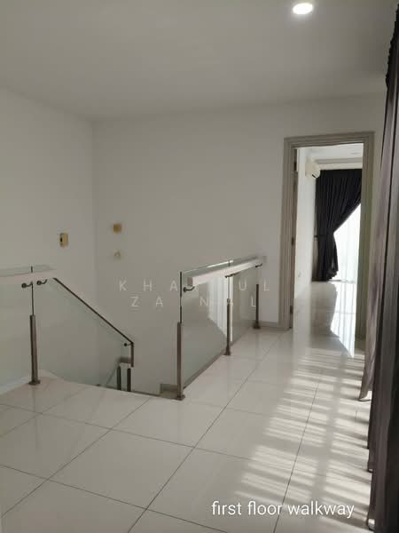 2-storey Terraced House for Sale in Cyberjaya (Selangor) - Khairul Zainal - Corridor - PropertyGuru.com.my