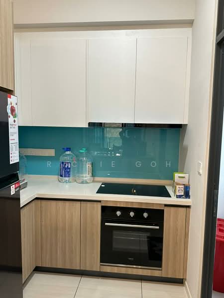 Kondominium untuk Disewa di Queens Residences Q1 @ Queens Waterfront - Rickie Goh - Kitchen - PropertyGuru.com.my