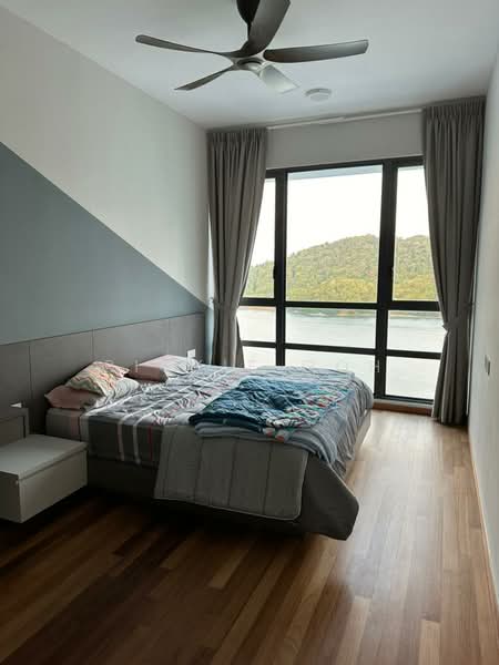 Kondominium untuk Disewa di Queens Residences Q1 @ Queens Waterfront - Rickie Goh - Bedroom - PropertyGuru.com.my
