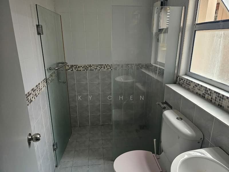 Kondominium untuk Dijual di Seri Maya Condominium - KY CHEN - Bathroom - PropertyGuru.com.my