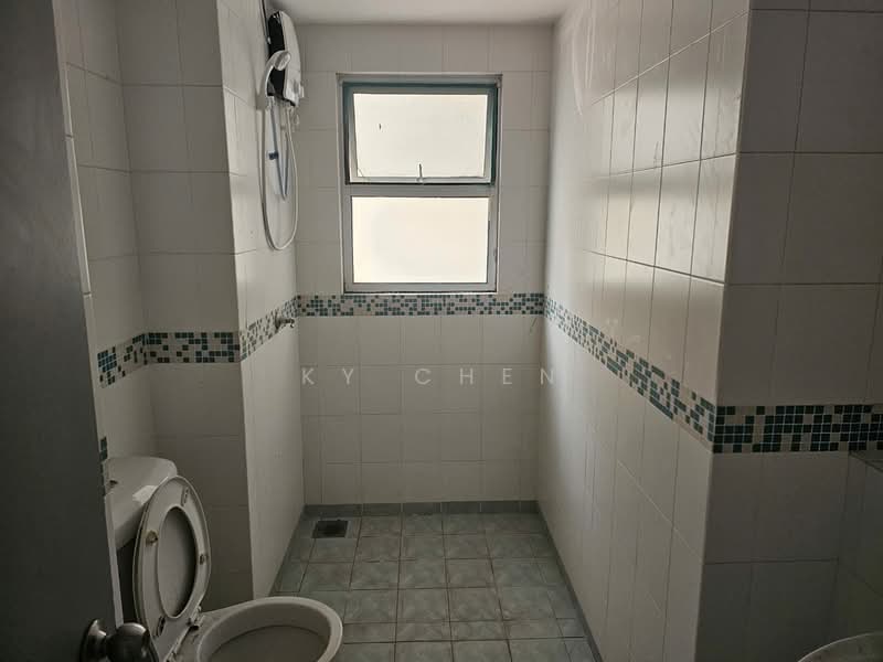 Kondominium untuk Dijual di Seri Maya Condominium - KY CHEN - Bathroom - PropertyGuru.com.my