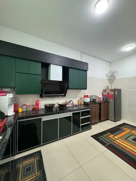 Rumah Teres 2 Tingkat untuk Disewa di Batu Pahat (Johor) - Ahmad Zikrul - Kitchen - PropertyGuru.com.my