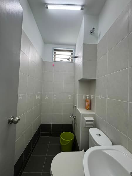 Rumah Teres 2 Tingkat untuk Disewa di Batu Pahat (Johor) - Ahmad Zikrul - Bathroom - PropertyGuru.com.my