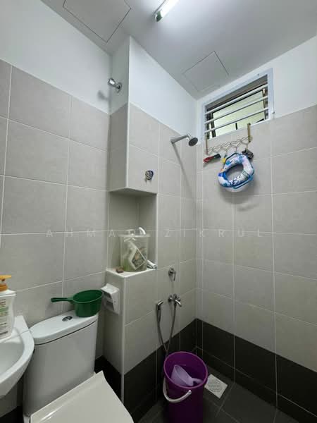 Rumah Teres 2 Tingkat untuk Disewa di Batu Pahat (Johor) - Ahmad Zikrul - Bathroom - PropertyGuru.com.my