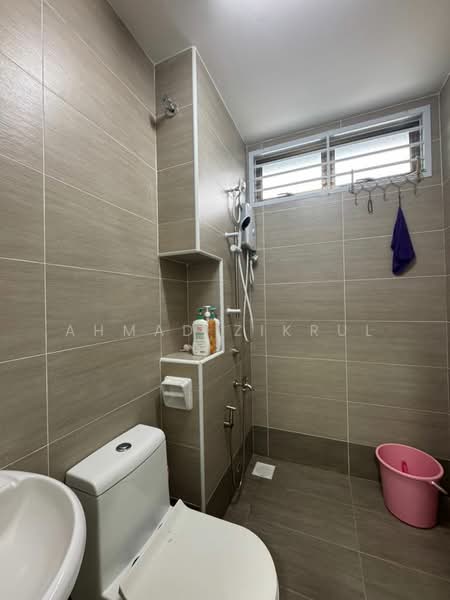 Rumah Teres 2 Tingkat untuk Disewa di Batu Pahat (Johor) - Ahmad Zikrul - Bathroom - PropertyGuru.com.my