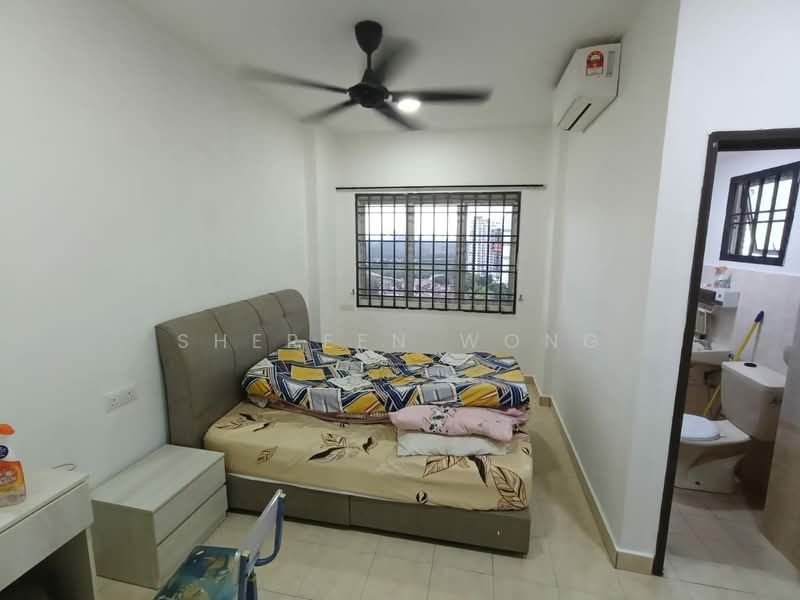 Apartment for Rent at Bayu Puteri 3 - Shereen Wong - Bedroom - PropertyGuru.com.my
