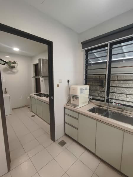 Rumah Berkembar untuk Dijual di Sungai Long (Bandar Sungai Long) - Jeffrey Tham - PropertyGuru.com.my