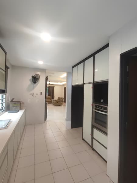 Rumah Berkembar untuk Dijual di Sungai Long (Bandar Sungai Long) - Jeffrey Tham - PropertyGuru.com.my