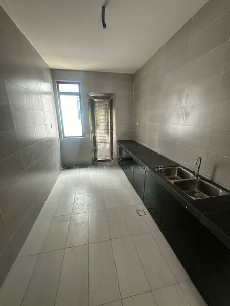 2-storey Terraced House for Sale in Bandar Seri Alam (Masai) - Evon Yap - Kitchen - PropertyGuru.com.my