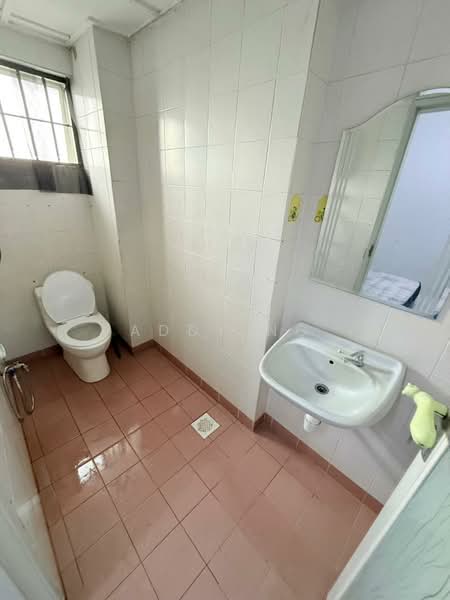 Condominium for Rent at Seri Cendekia - Addy Ng - Bathroom - PropertyGuru.com.my