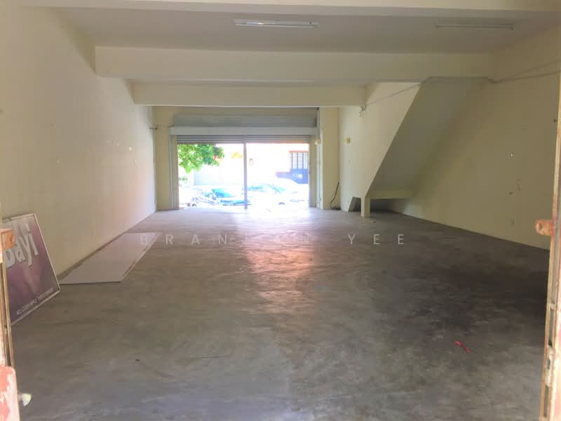 Shop for Rent in Bandar Putra Permai (Seri Kembangan) - Brandon Yee - Interior - PropertyGuru.com.my