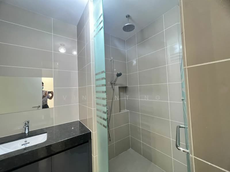 Servis Apartment untuk Disewa di The Park 2 - Vincent Ng - Bathroom - PropertyGuru.com.my