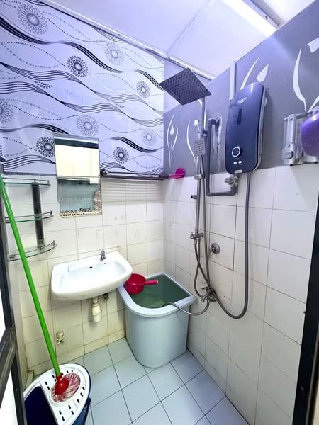 Flat for Sale at Flat Danau Kota - Deeya Yusof - PropertyGuru.com.my