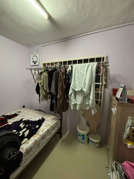 Rumah Teres untuk Dijual di Batu 9 (Cheras) - Khairul Zainal - Bedroom - PropertyGuru.com.my