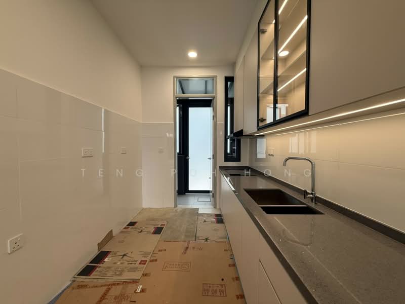 3-storey Terraced House for Rent in BANDAR PUCHONG JAYA (Puchong) - Teng Poh Hong - Kitchen - PropertyGuru.com.my