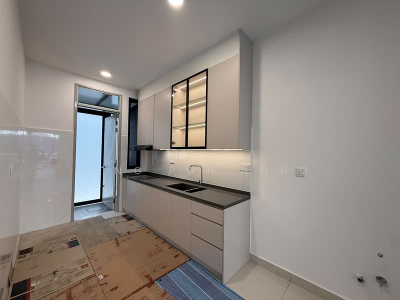 3-storey Terraced House for Rent in BANDAR PUCHONG JAYA (Puchong) - Teng Poh Hong - Kitchen - PropertyGuru.com.my