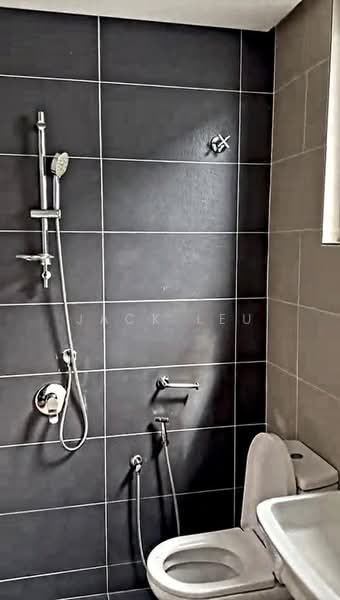 Terraced House for Sale in Taman Puncak Jalil (Seri Kembangan) - Jack Leu - Bathroom - PropertyGuru.com.my