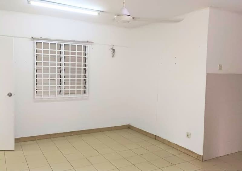Flat for Sale at Desa Putra - Clifton Chee - Interior - PropertyGuru.com.my