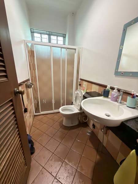 Rumah Berkembar untuk Dijual di Gelugor (Penang) - Fanny Wong - Bathroom - PropertyGuru.com.my