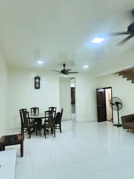 2-storey Terraced House for Sale in Taman Setia Indah (Tebrau) - Karl Lim - Living Room - PropertyGuru.com.my