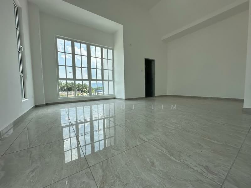 Rumah Teres untuk Dijual di Bandar Putra (Kulai) - Hui Hui Lim - Living Room - PropertyGuru.com.my