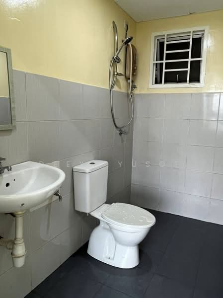 Condominium for Rent at 1 Razak Mansion - Deeya Yusof - PropertyGuru.com.my