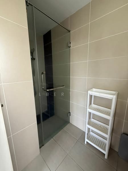 Servis Apartment untuk Disewa di Kanvas SOHO - Gilbert Tay - Bathroom - PropertyGuru.com.my